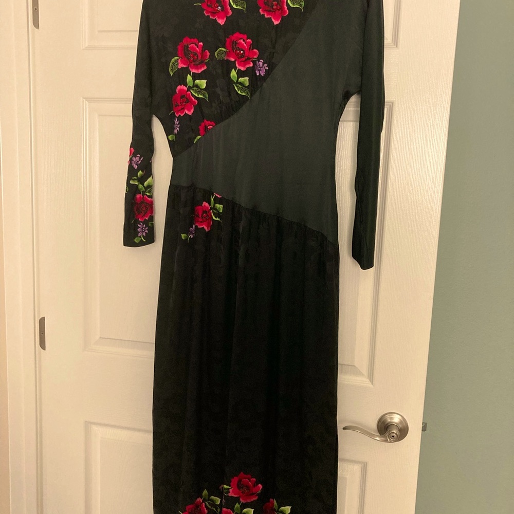 Unique Silk Couturier - Jenny Lewis